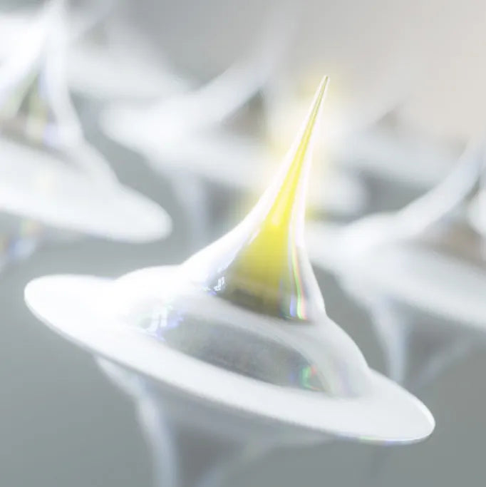 Punctual microneedle patch close-up